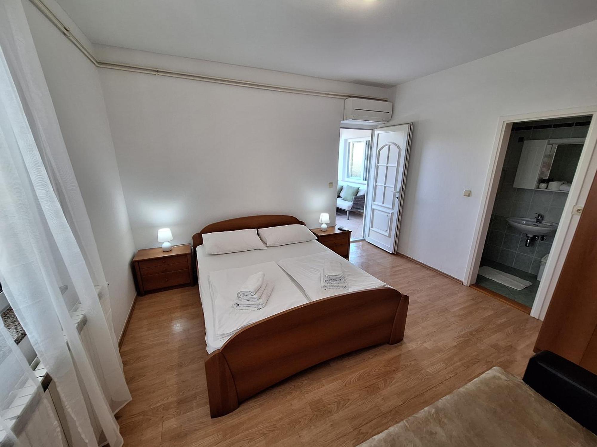 Vera Apartment